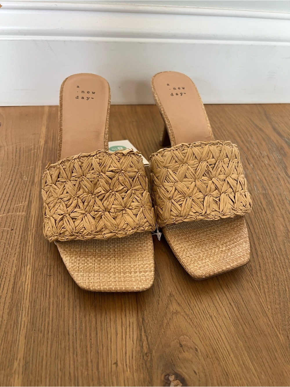 NWT TARGET CUTE SUMMER SANDALS